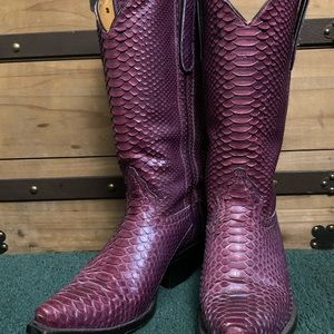 Purple Snakeskin Boots, size 6